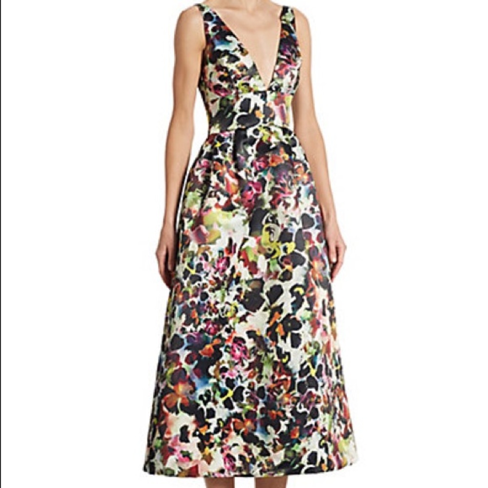 ML Monique Lhuillier Floral Vneck Dress.